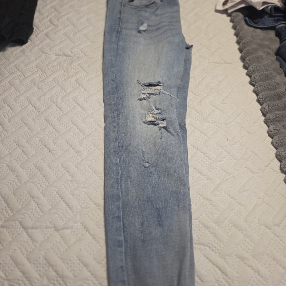 Stylish Light Blue Distressed Women Jeans